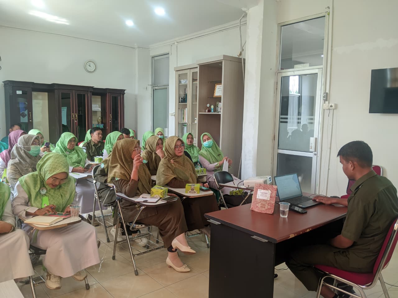 Menjaga Kesinambungan Pelayanan: Tim IT RSI Ibnu Sina Payakumbuh Gelar Sosialisasi Strategi Hadapi Downtime SIMRS/RME - 1